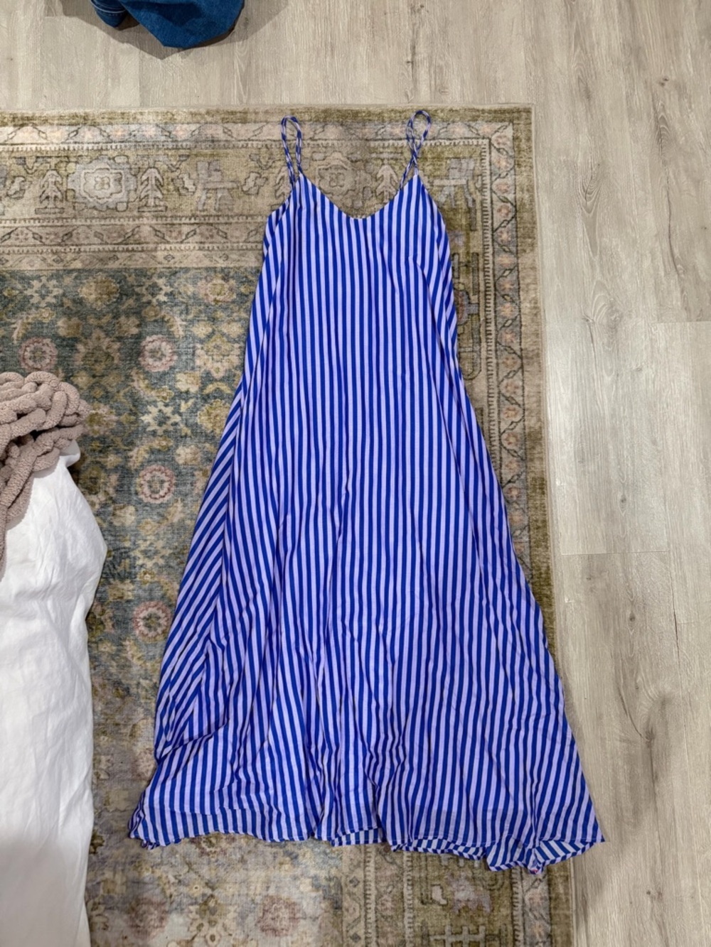 XiRENA Purple Striped Spaghetti Strap Maxi Dress
